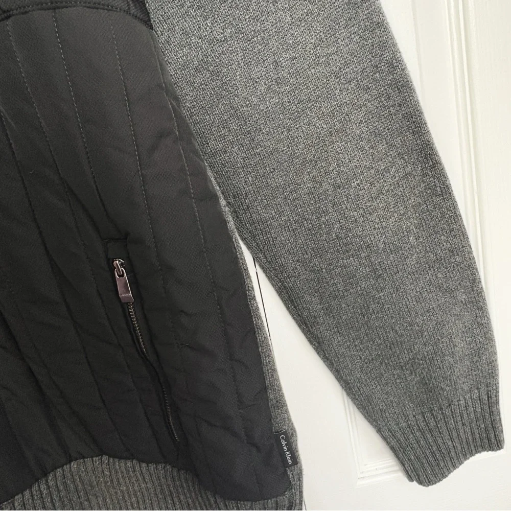 Calvin Klein Gray & Black Mixed Media Quilted Front Zip Sweater Jacket XL